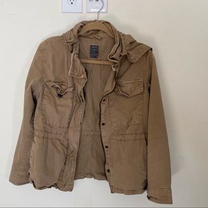Gap- Women’s Canvas Field/Utility Jacket- M